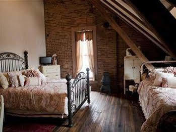 Main Street 5*
